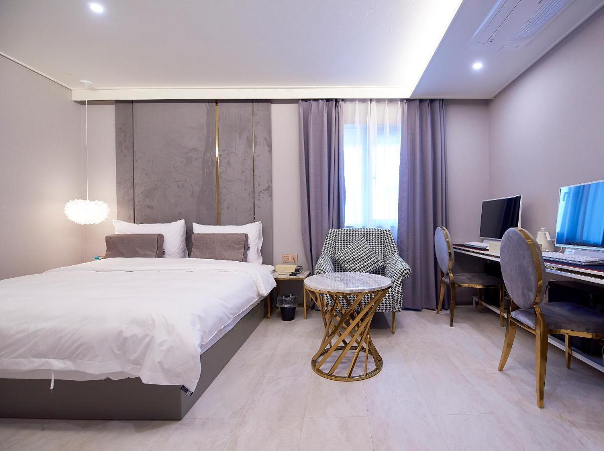 Denbasta Signature Hotel Busan Esterno foto
