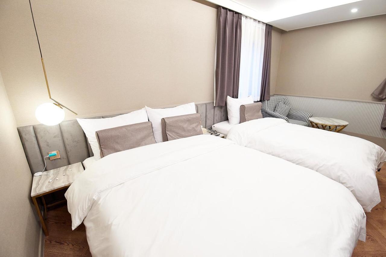 Denbasta Signature Hotel Busan Esterno foto