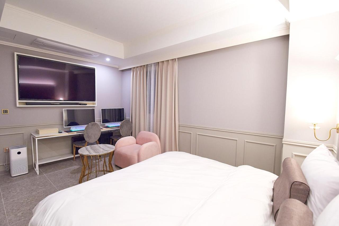 Denbasta Signature Hotel Busan Esterno foto